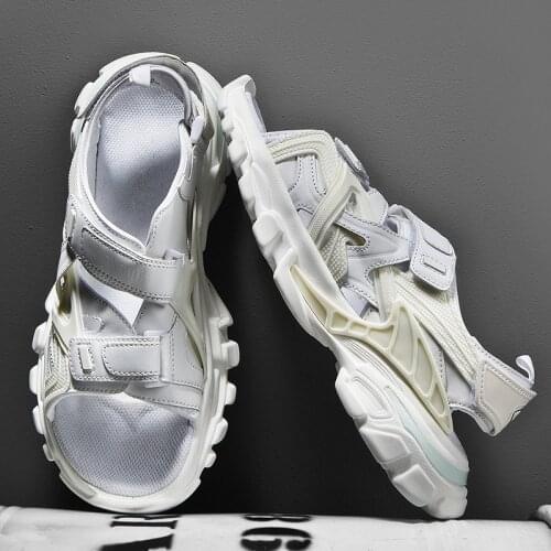 High-quality Mens Sandals Sneakers Flat Summer Shoes for Couple Non-slip New Sandals Beach Slide Women Sandals Gift for Couple