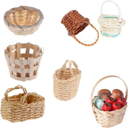 1/12 Mini Cute Dollhouse Rattan Iron Frame Frame Hand Woven Vegetable Food Storage Basket Dolls Miniature Decoration