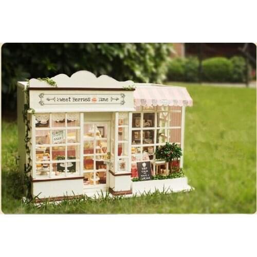 Doll House Miniature Diy Puzzle Model Wooden Large size Building Dollhouse Toys Birthday Gifts SWEET BERRY TIME