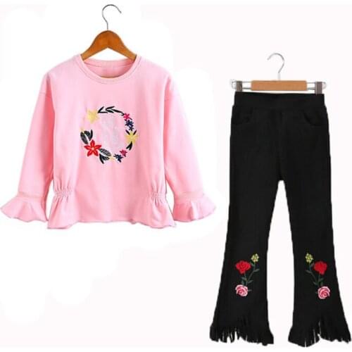 Classic Baby Girl Clothing Set Spring Retail 2Pcs Princess wreath Sweatshirts+boot cut pant Pants Girls Clothes Kids Suits