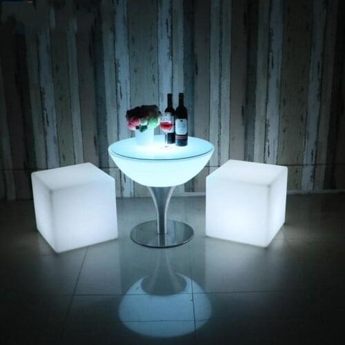 RGB Rechargeable Cube Seat Led Night Light Lamps Outdoor Illuminated Furniture Cube Chair Bar KTV Nightclub Plastic Tables Light