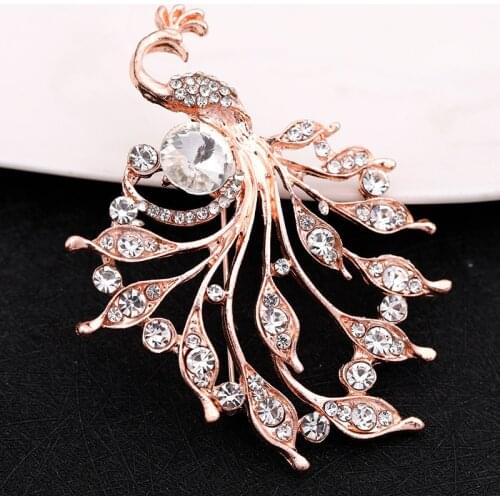 MOGAKU Peacock Shaped Brooches Women Fashion Jewelry Rhinestone Birds Lapel Pins Ladies Clothing Suit Trend Brooch Accessories