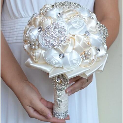 2019 Bouquet Ivory Cream Brooch Bouquet Wedding Bouquet de mariage Polyester Wedding Bouquets Pearl Flowers buque de noiva
