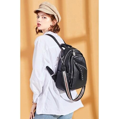 Anti-theft Leather Backpack Women 2020 New LadiesBackpack All-match First Layer Leather Female Simple Bag Black Large Capacity