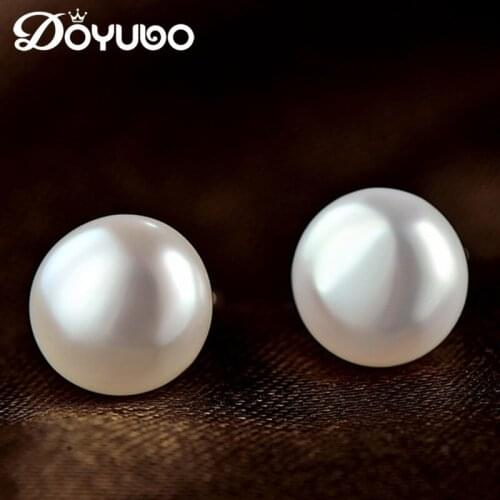 DOYUBO Stud Earrings