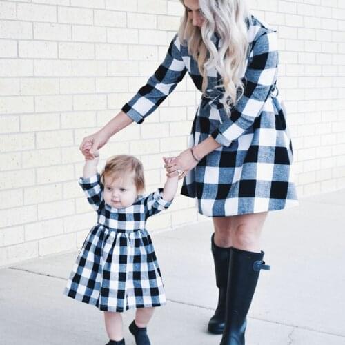 Mom Daughter Dress Clothing 2021 Autumn Long Sleeve Christmas Plaid Family Matching Dress Outfits Mommy and Me Winter Dresses