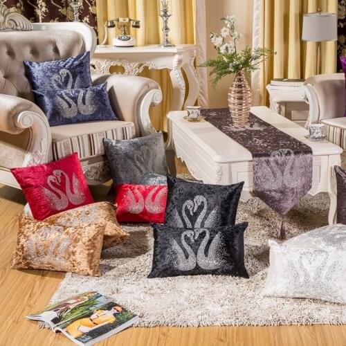 Fashion Quality Luxury Thick Velvet Swan Floral Hot Drilling Pillow Case Chair Cushion Cover Home Decor For Sofa Bed Chair Hotel