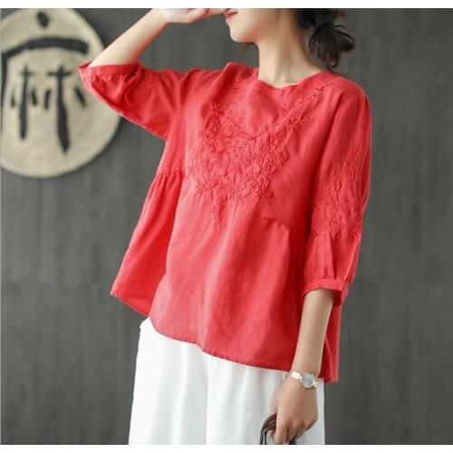 New embroidered half-sleeve loose lady T-shirt in summer J201903000180