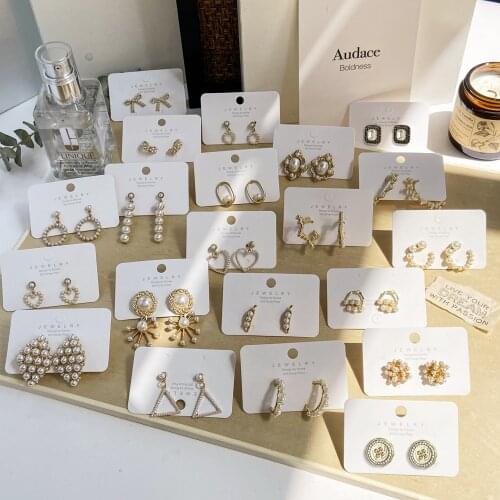 New Fashion Pearl Metal Pendant Irregular Geometric Temperament Stud Earrings For Women серьги 2021 тренд Jewelry Gift