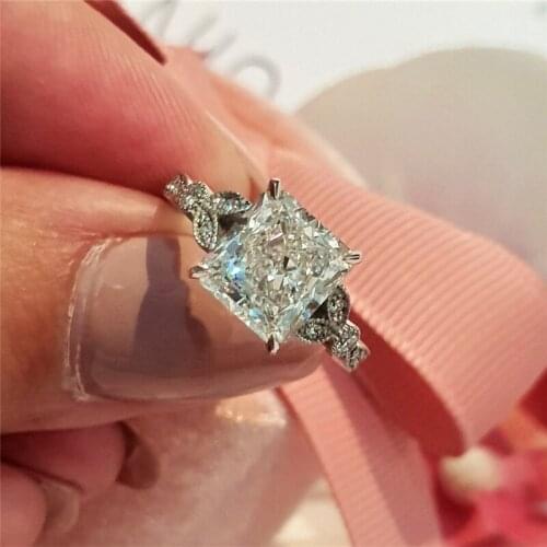 RandH 9*7mm 2.7Carat 14K Solid Gold Radiant Cut Split Shank Ring Band Flower Moissanite Luxuery Engagement Wedding Rings Women