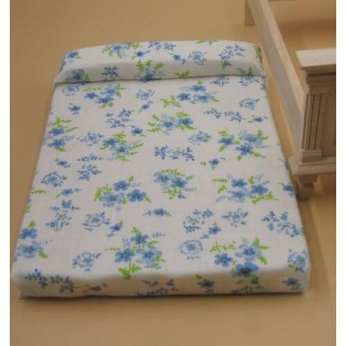 G08-X327 children gift Toy 1:12 Dollhouse mini Miniature rement flower bed mattress 1pcs