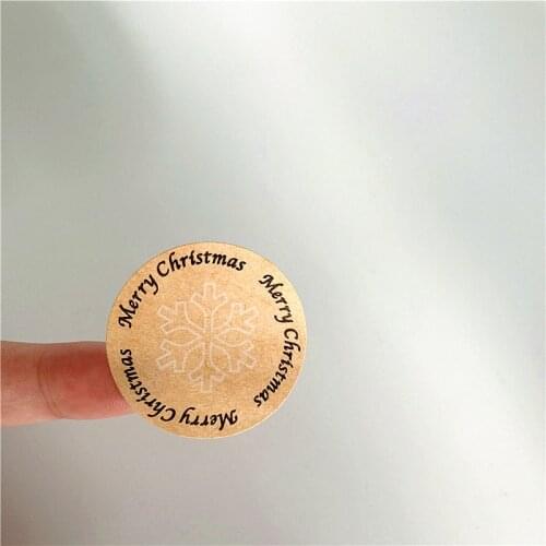 100PCS/lot Round Snowflake Merry Christmas DIY Multifunction Kraft paper Bakery Sealing package label sticker Decoration Gifts