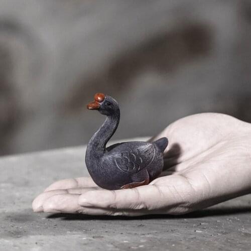 Purple sand tea pets play with black swan goose hair, furnishing articles furnishing articles sculpture tea tray zero
