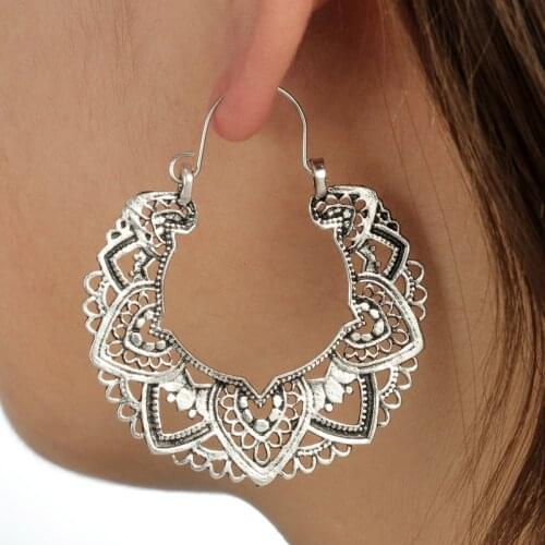 Huitan Beauty Hollowed-out Carved Pattern Women Drop Earrings Ethnic Style Anniversary Gift Elegant Female Accessories Jewelry