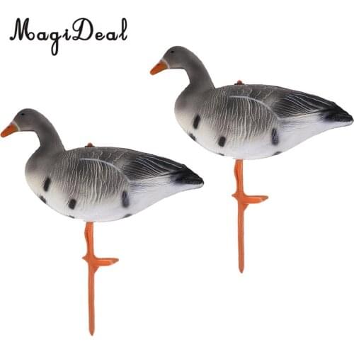 MagiDeal 2 Pieces Portable Lifelike Full Body Resting Goose Hunting Decoys Lawn Garden Yard Decors Hunter Greenhand Gears