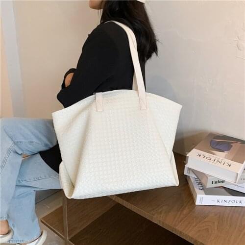 YILINNUO Women's Knitted Bags