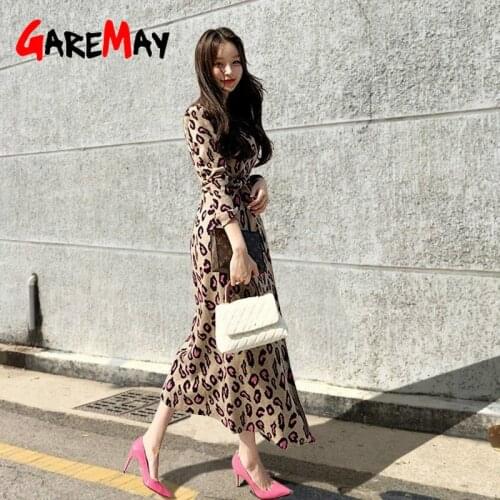 Womens Leopard Print V-Neck Slim Sexy Knitted Dress Long Sleeve Leopard Autumn Winter Streetwear Sweater Knit Dress for Female