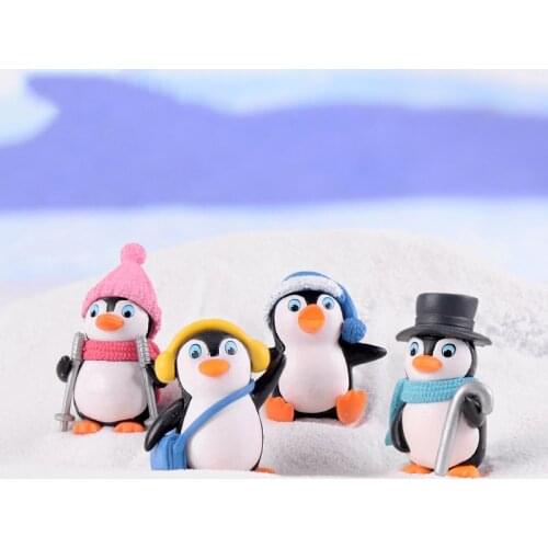ZOCDOU 1 Piece Lovely Little Winter Skiing Penguin Hat Pingüino Ornaments Small Statue Little Figurine Crafts Animal Decoration