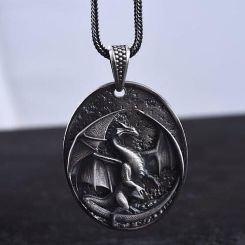 Punk Dragon Wings Necklace Gothic Black Chain Necklaces Unisex Fashion Accessories Evil Dragon Necklace for Men Pendant Jewelry