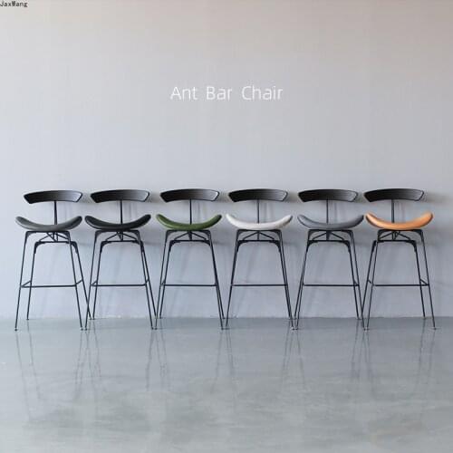 Nordic Luxury Bar Stool Minimalist Modern Back Chair Wrought Iron Designer Bar Stool High Feet Stool Creative Bar Chair Hotel
