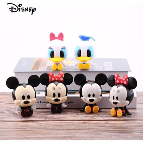 2pcs/set Disney Anime Peripheral Mickey Mouse Minnie Mouse Donald Duck Cake Decoration Gifts PVC Anime Figure Toys for Children