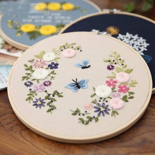 Full Range Of Embroidery Starter Kit with Pattern Cross Stitch Kit Including Embroidery Cloth with Floral Pattern