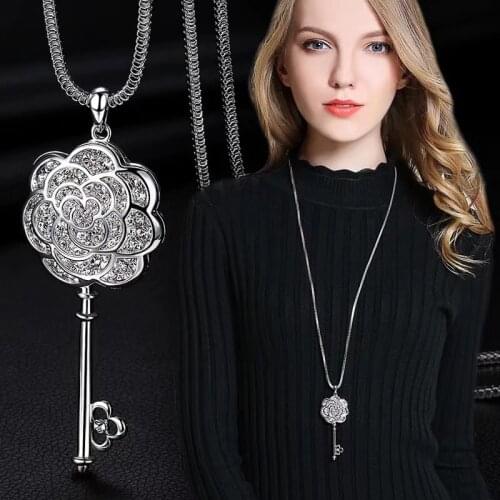 RAVIMOUR New 2018 Statement Necklaces for Women Long Chain Flower Key Necklace Pendant Fashion Jewelry Korean Maxi Choker kolye