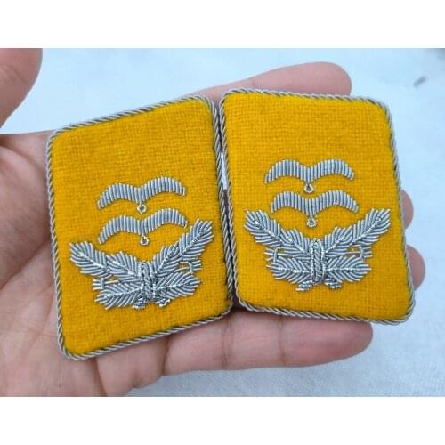 PAIR WWII German Luftwaffe Flight Fallschirmjager Oberleutnant Collar Tabs