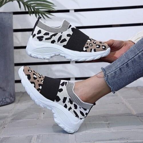2021 New Women Leopard Mesh Flat Shoes Ladies Breathable Slip-On Loafers Female Casual Round Toe Plus Size Shoes Autumn