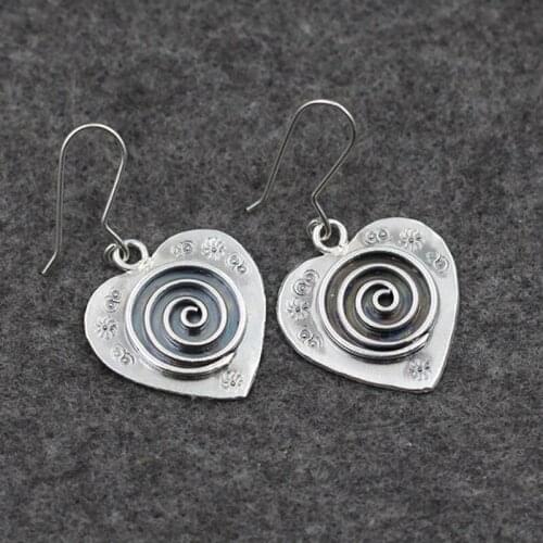 Wholesale 925 Sterling Silver Silver Vintage stereo heart-shaped Thread Earrings Handmade Silver Thailand Ms. Chiang Mai