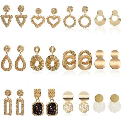 EARRING 2019 Hot Fashion statement EARRING FOR WOMEN simple design Punk metal GOLD Earring jewelry wholesale