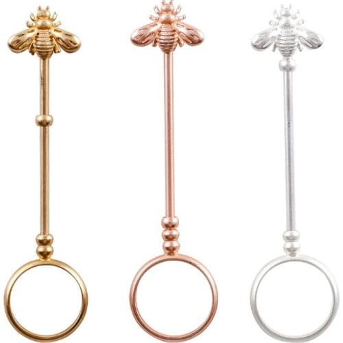 1pcs Smoking Finger Ring Smoker Cigarette Metal Bee Hand Holder For Women Men Slim Cigarettes Smoking Accessories