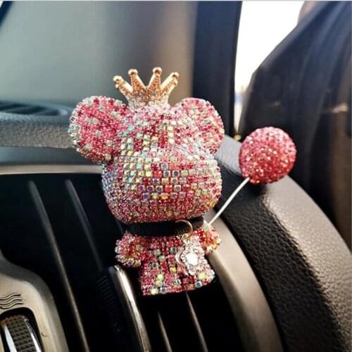 Creative Cute Bear High-end Diamond-studded Car Air Outlet Perfume Bear Car Air Conditioning Aromatherapy Decoration