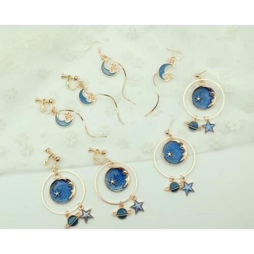 New Arrival Enamel Gold Color Clip on Earrings for Women Student Party Wedding Charm Star Moon Ear Cuffs Earrings Xmas Gift