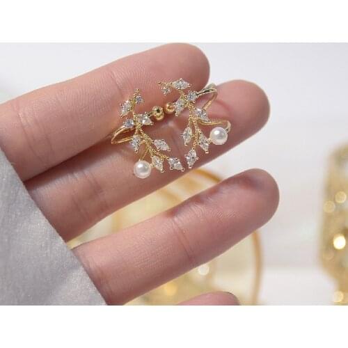 Creative design leaf copper inlaid zircon ear clips without pierced womens 14K real gold plating Korean earrings jewelry