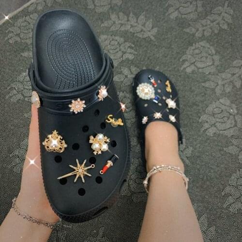 Summer Women Slippers Shoes Clogs Platform Garden Shoes Beach Sandals Antiskid Thick Sole Flip Flops Fashion Slippers For Women