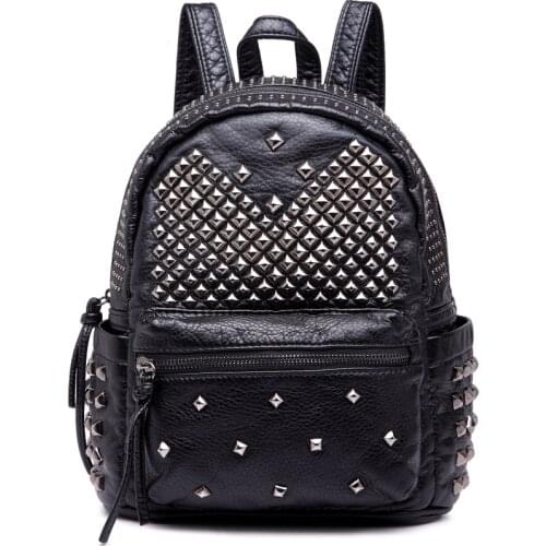 2021 Fashion Brand PU Leather Women Backpack Rivet Design High Quality Soft PU Girl Backpack School Bag Casual Daily Backpack