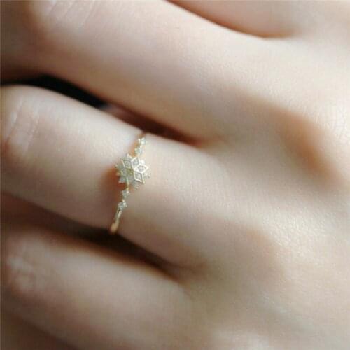 Cute Womens Snowflake Rings Female Chic Dainty Rings Party Delicate Rings Wedding Jewelry R4
