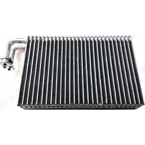 Air conditioner evaporator Evaporator core Evaporation tank Suitable for X5b mwE53 3.0 Expansion valve Cold air evaporation box
