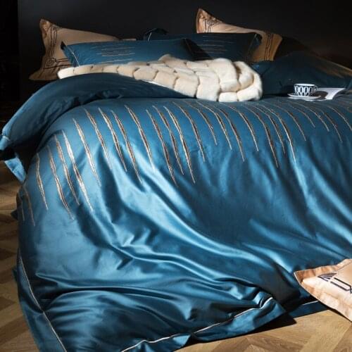 120S Egyptian Cotton Embroidery Luxury Royal Bedding Set 4/6pcs King Queen Wedding Bed Sheet set Duvet cover Pillowcase blue red