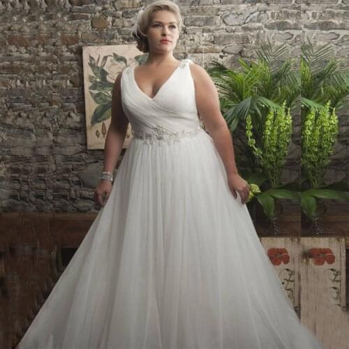 Classic Plus Size Wedding Dress Elegant V Neck Sleeveless Beading Applique Tulle Bridal Gown Pleats Corset Wedding Dresses