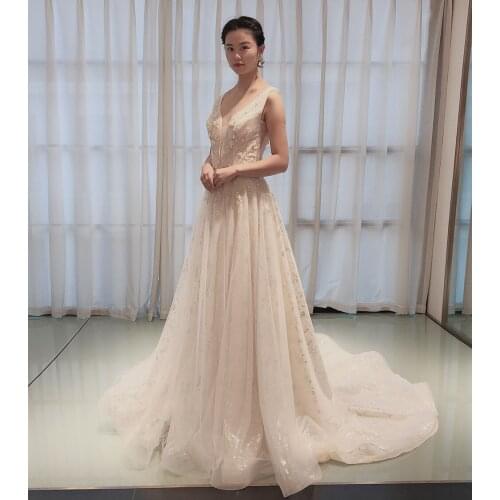 SL-8083 Sexy Deep Sweetheart Lace Belt Crystal Wedding Dress 2020 Tulle Bride Dress Court Train Appliques Wedding Gowns