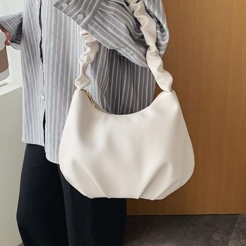 Soft Leather Female Shoulder Bag Designer Pleated Cloud Dumpling Bags Casual Tote Handbag Women Wild Simple Solid Color Hobo Bag