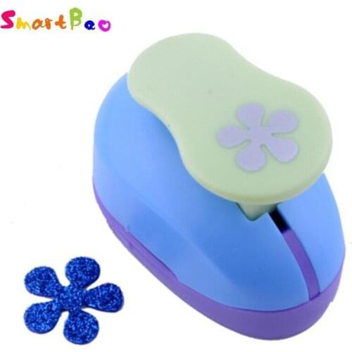 Small Flower Scrapbooking Scrapbook Craft Punch Scrapbook Perfurador de Papel de Scrapbook; Pattern width about: 15mm/0.6"