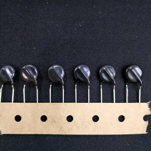 New 50PCS/LOT import ZNRV10471U ZNR V10471U TVR 10K471 470V 10mm varistor