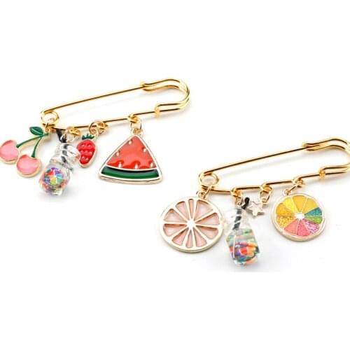 Summer Watwemelon Cherry Drink Brooch Pin Unisex Couple Chain Design Suit Accessory Hijab Pins