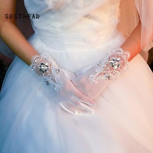 Bridal Gloves Cheap Full Finger Rhinestone Lace Sequins Short Wedding Gloves Wedding Accessories