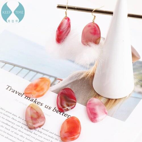 DIY handmade jewelry accessories Shaped Pendant pendant creative lines earbob eardrop perforated resin material