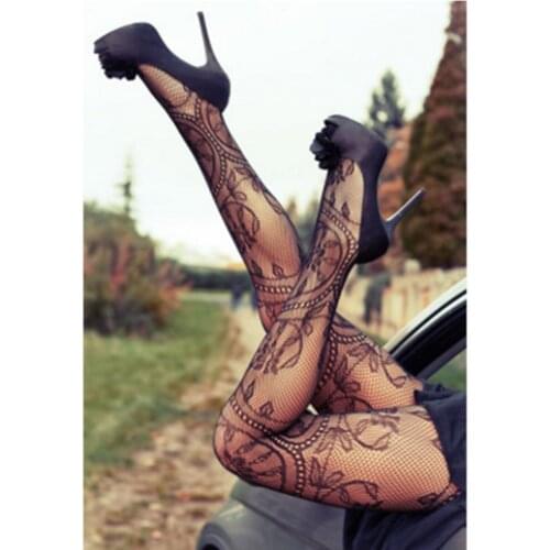 Thin Pantyhose Women Sexy Fishnet Tights Black Mesh Stockings Totem Floral Pattern Summer Vintage Lace Sexy Silk Stocking