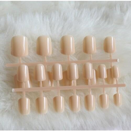 New 2020 24pcs hot fashion candy color cute nail finished fake nails short paragraph Soil yellow N432